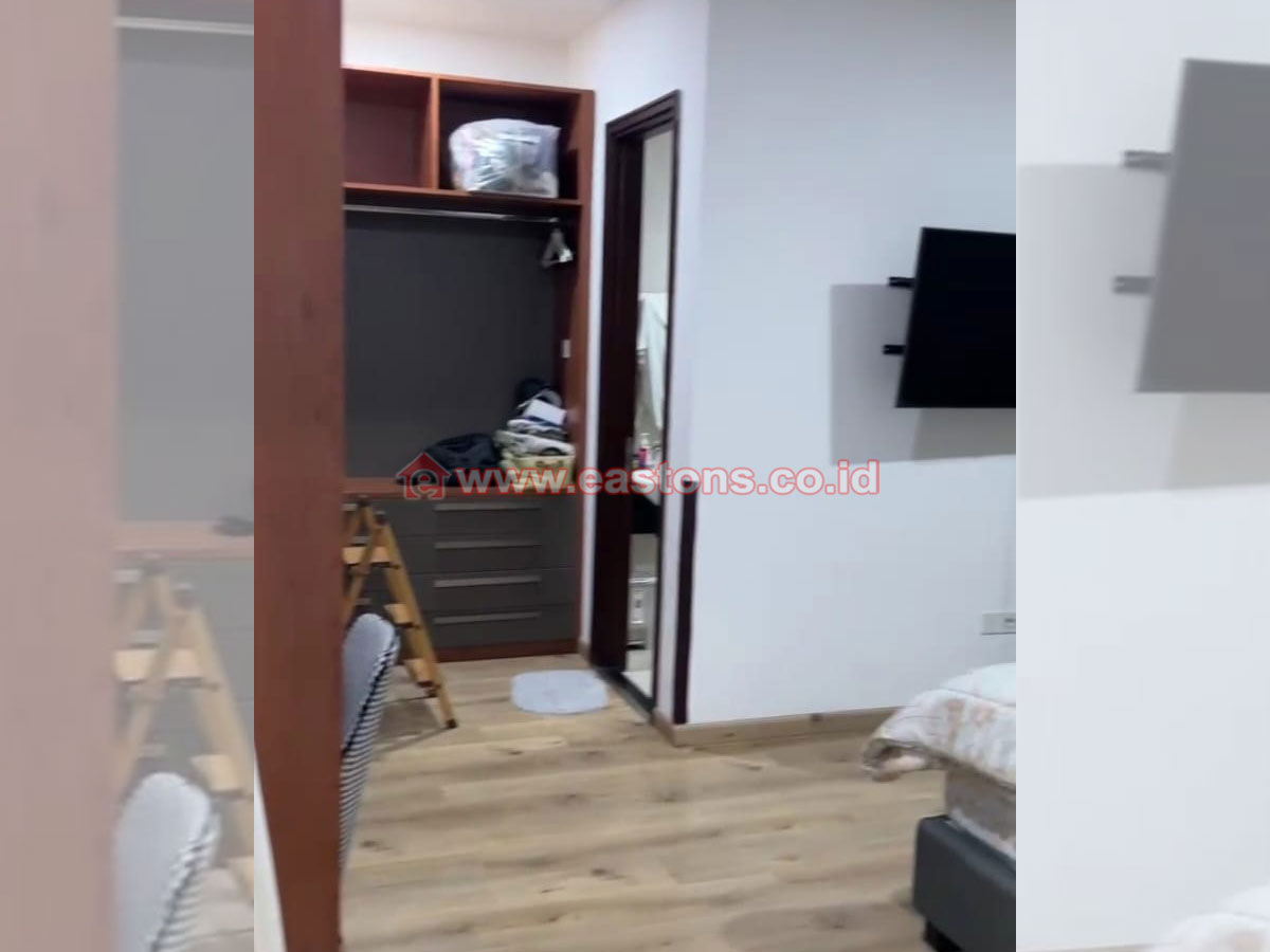Dijual Rumah 2 Lantai PIK (PK009171)